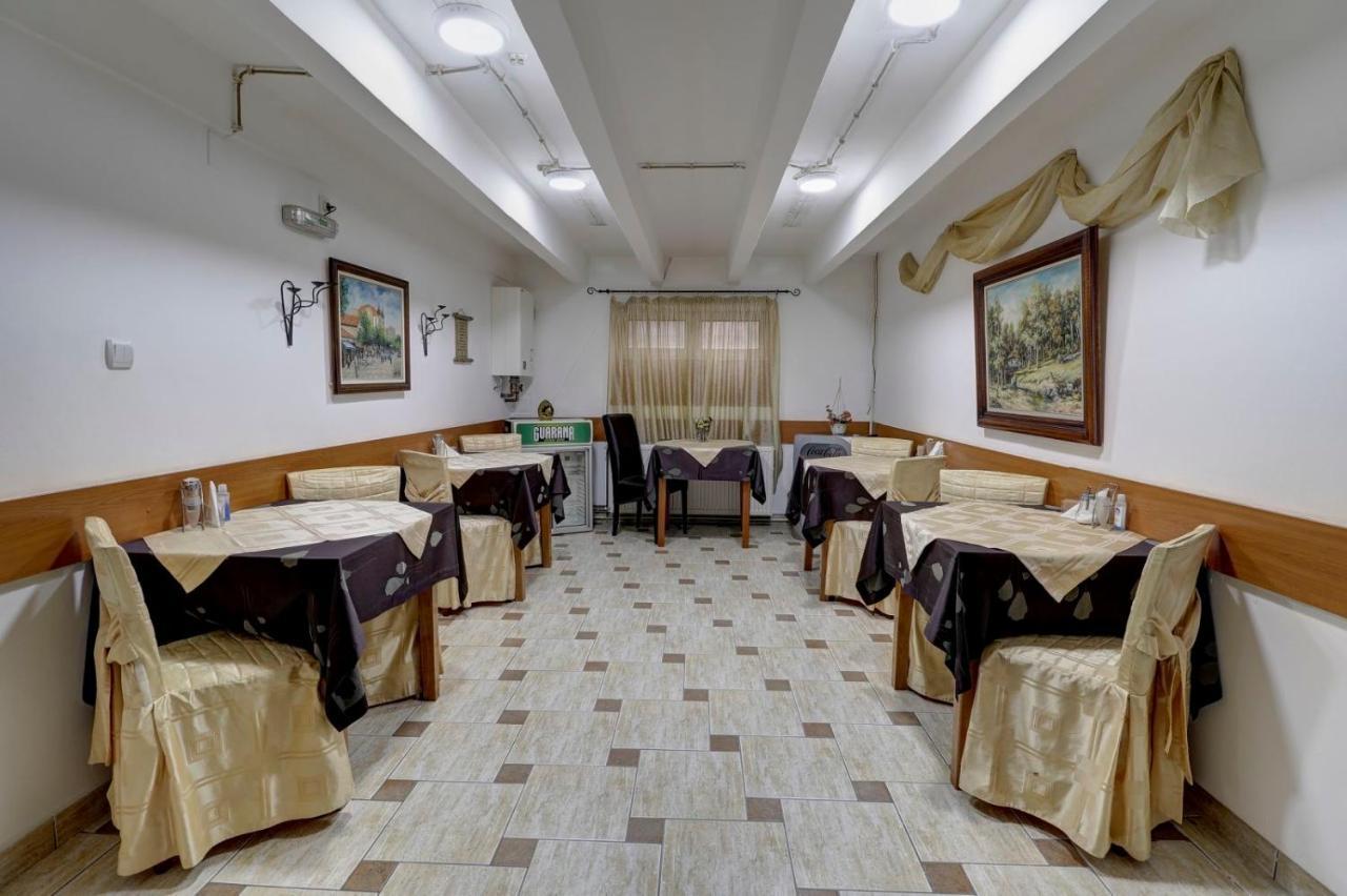 Hotel Perla Ldm Leskovac Leskovac  Exterior foto