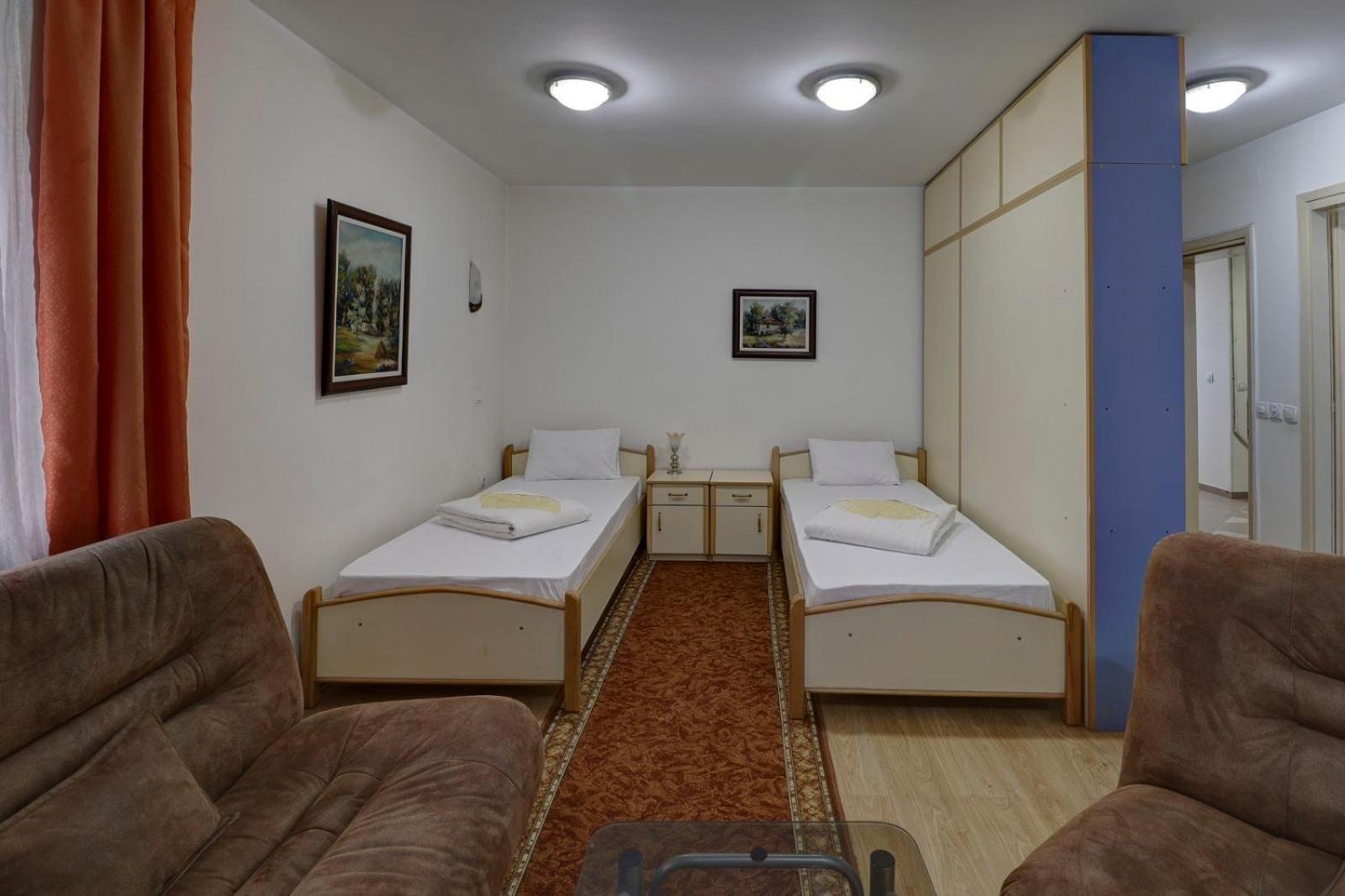 Hotel Perla Ldm Leskovac Leskovac  Exterior foto